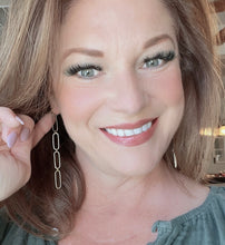 Load image into Gallery viewer, Paperclip Chain Earrings
